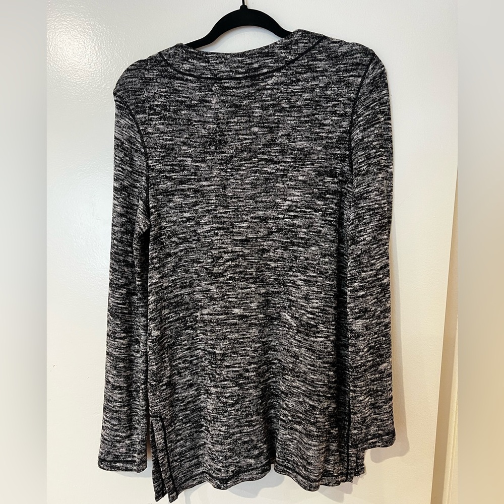 NWT MAX STUDIO LONG SLEEVE TUNIC - Picture 3 of 6
